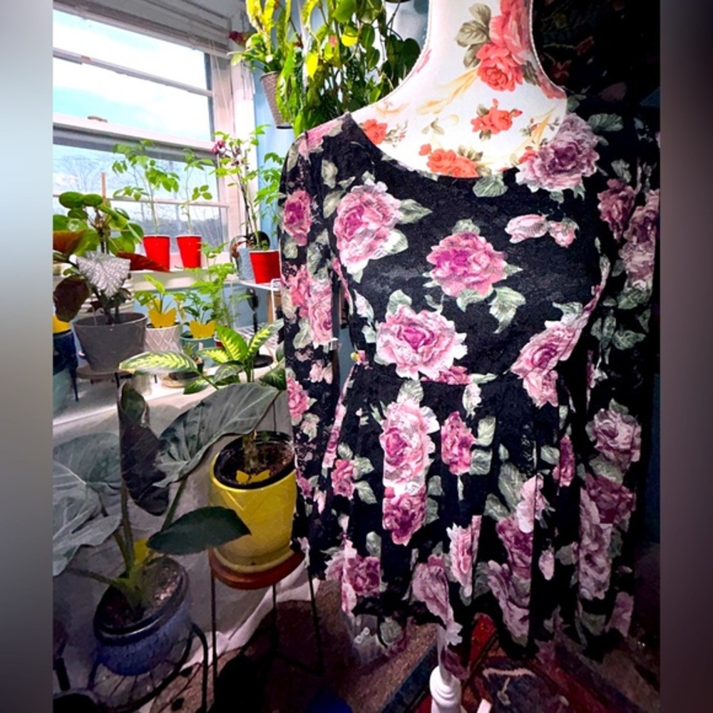 Floral Lace Blouse